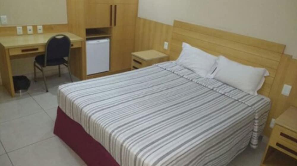阿特兰蒂科托尔酒店 里约热内卢 外观 照片 A room at the hotel
