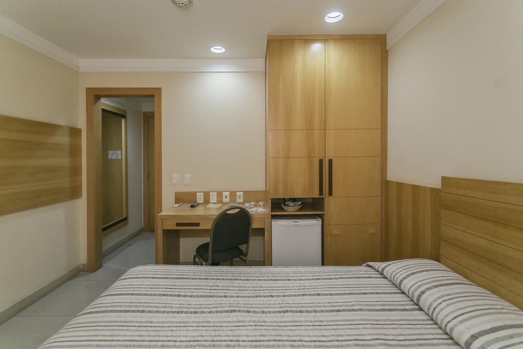 阿特兰蒂科托尔酒店 里约热内卢 外观 照片 A room at the hotel