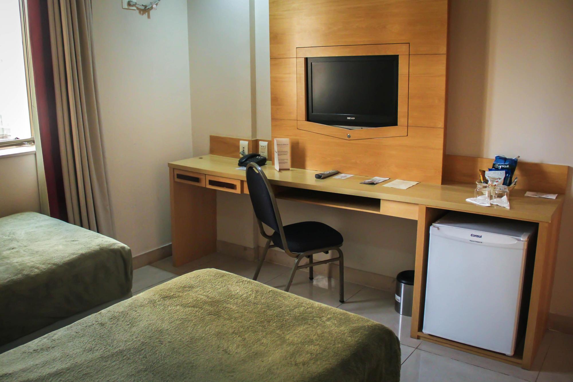 阿特兰蒂科托尔酒店 里约热内卢 外观 照片 A room in a hotel